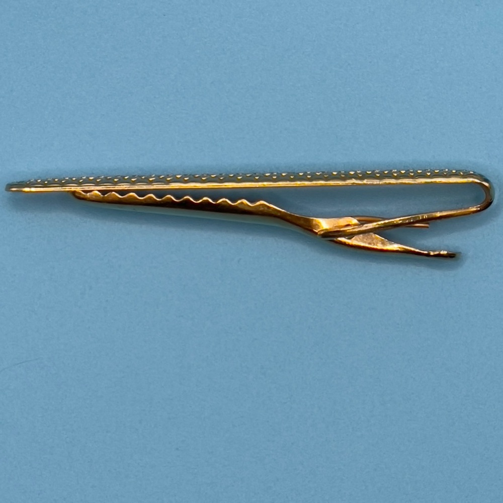 Vintage Hickok U.S.A. gold-tone basketweave tie clip in excellent condition✨ - Picture 4 of 11